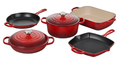Le Creuset Enameled Cast Iron Signature Cookware Set