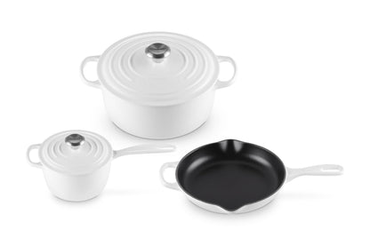 Le Creuset Enameled Cast Iron Signature Cookware Set