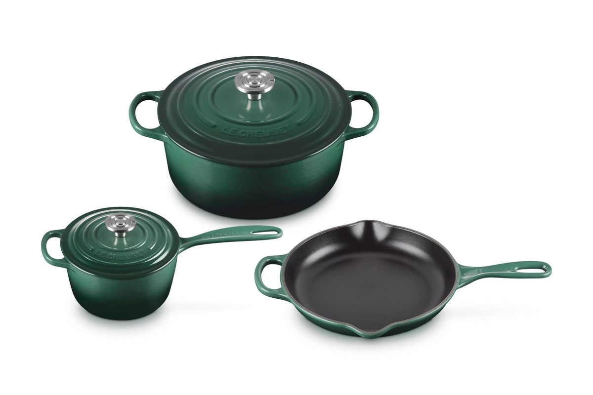 Le Creuset Enameled Cast Iron Signature Cookware Set