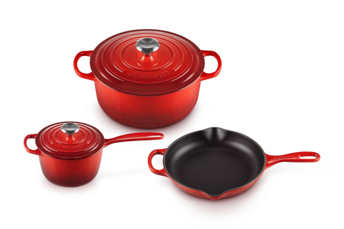 Le Creuset Enameled Cast Iron Signature Cookware Set